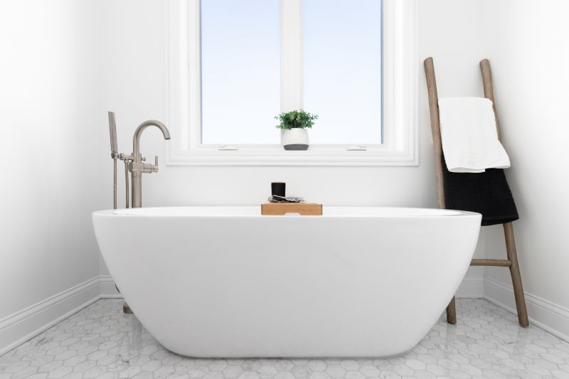 Modern Minimalist Tub